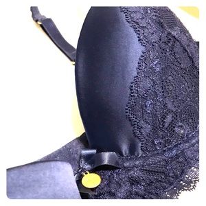 🦋Elegant Versace Bra